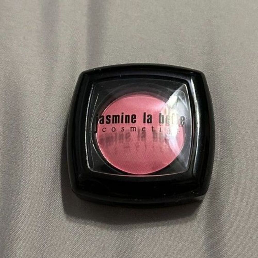 Jasmine La Belle Cosmetics Blush #77